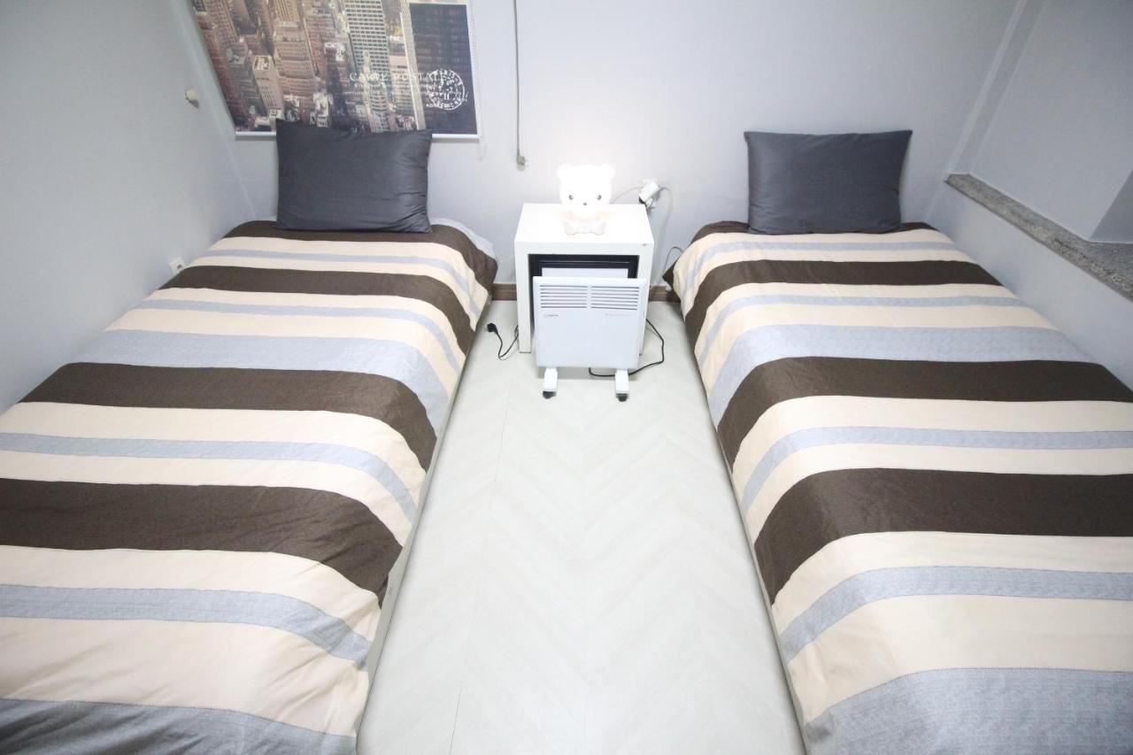24Guesthouse Seomyeon Busan Extérieur photo
